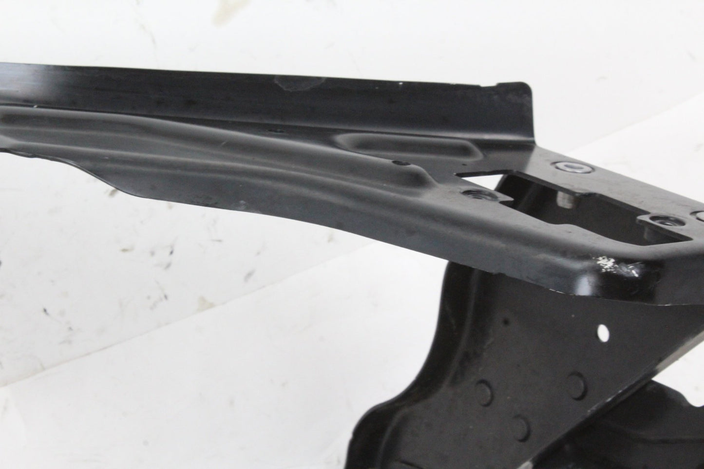2008-2014 Mercedes-Benz C300 W204 Front Right Head Light Bracket 2046200291 OEM