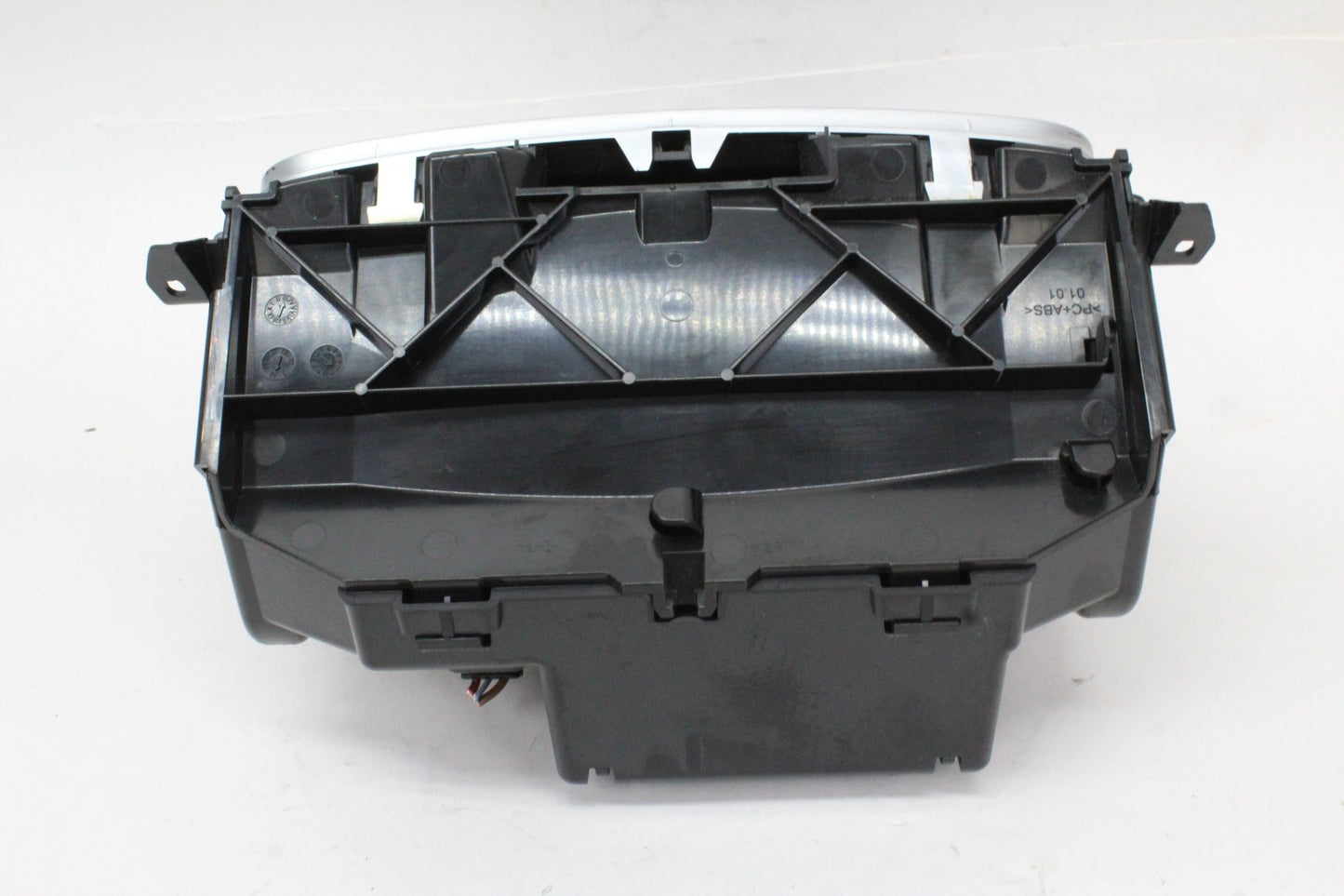 2015-2018 Mercedes-Benz C300 C-Class W205 Center Console Ashtray 2056800310