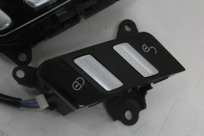 2007-2014 Mercedes-Benz S550 W221 Front Right Seat Control Memory Switch OEM