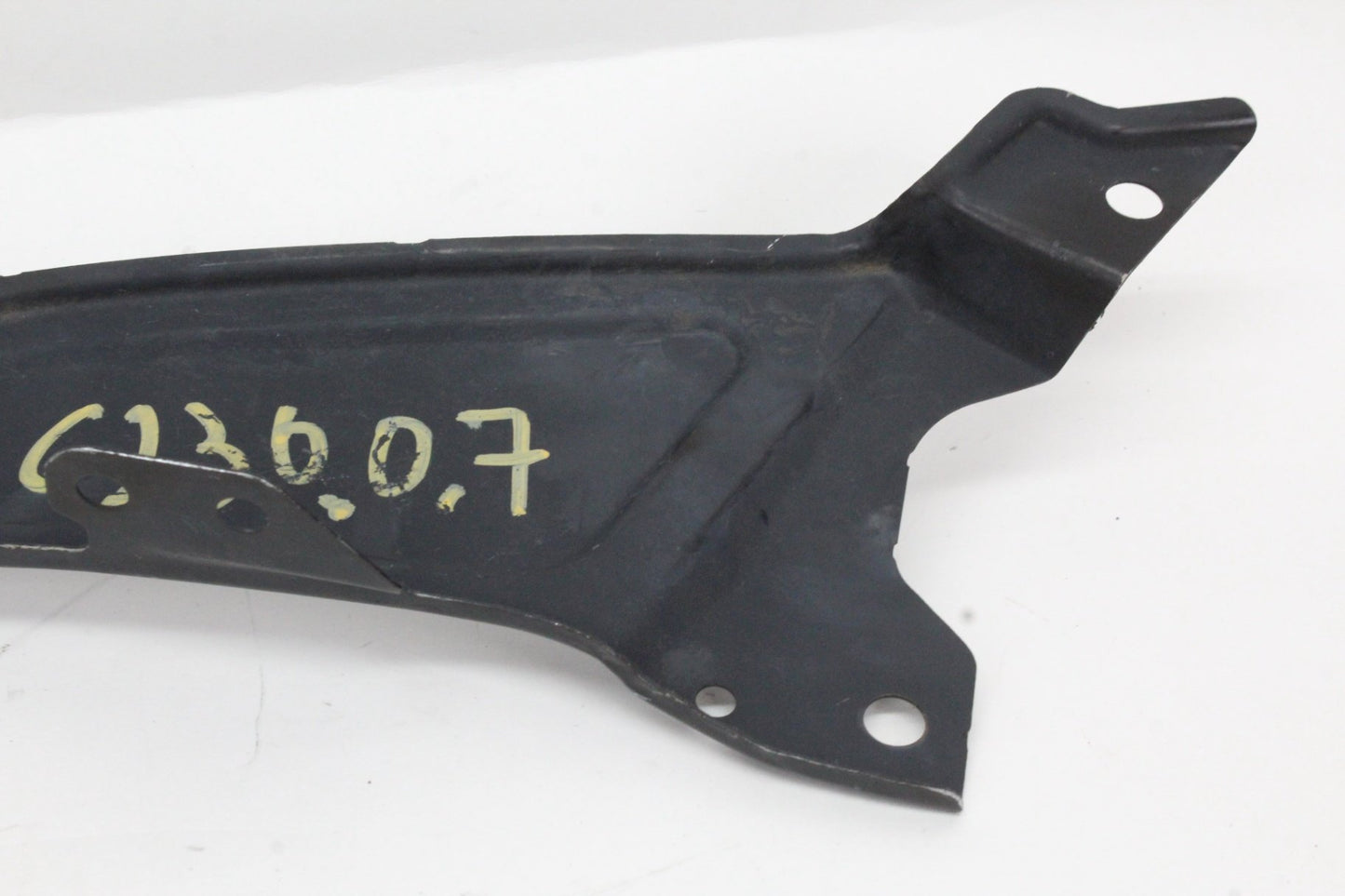 2001-2007 Mercedes W203 C230 Front Right Side Head Light Bracket 2036203072 OEM