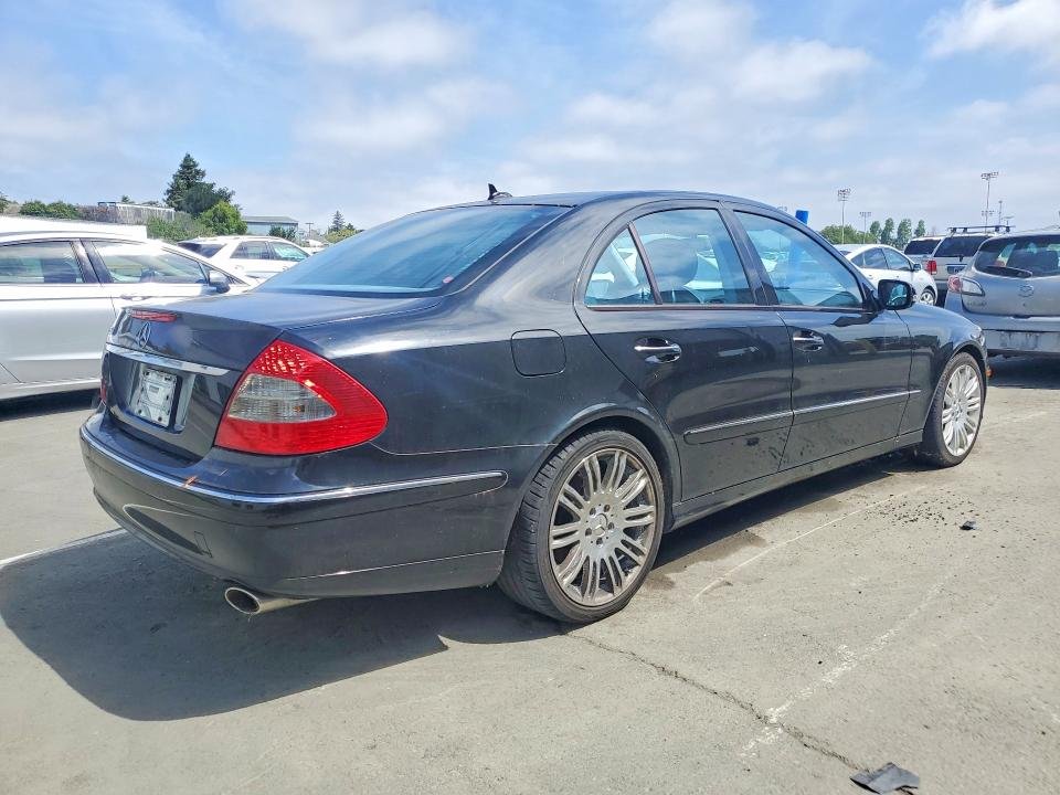 Parting Out- 2008 Mercedes-Benz E350 W211- 187