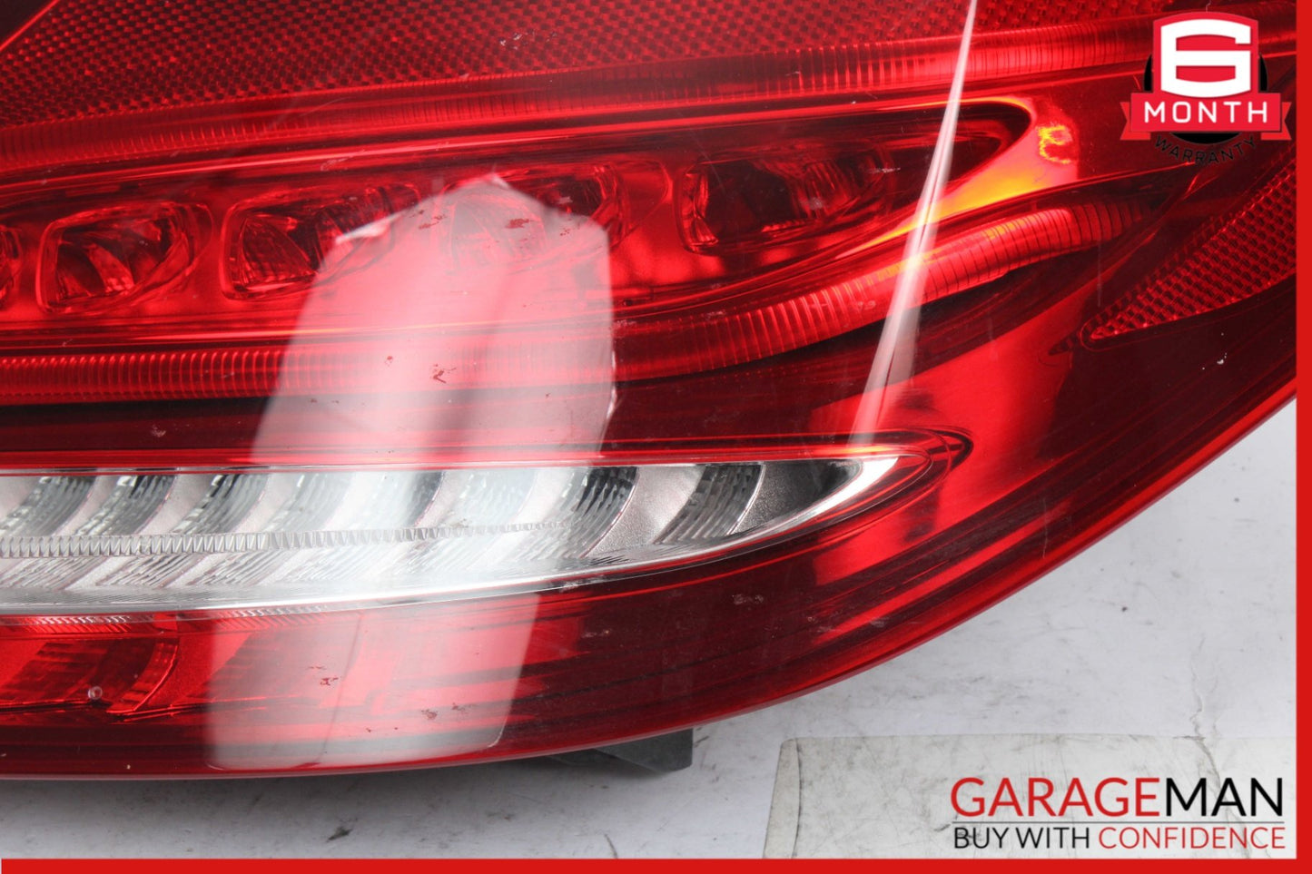 2015-2018 Mercedes-Benz C300 Sedan Rear Right Tail Light 2059062102 OEM