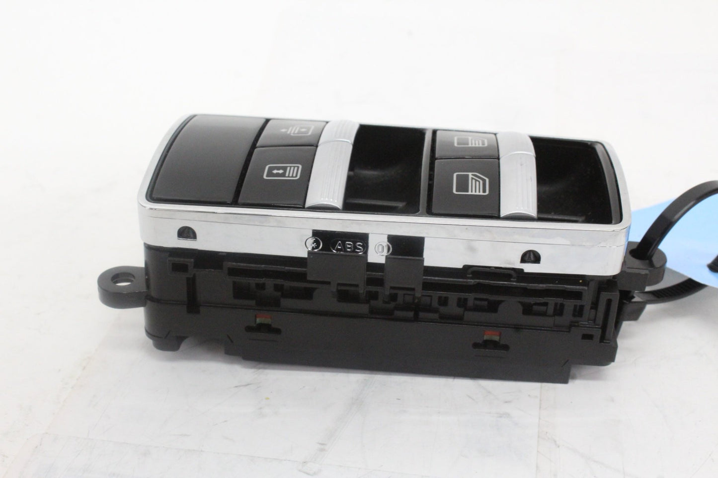 2010-2013 Mercedes-Benz S550 W221 Rear Left/Right Window Control Switch 22187094