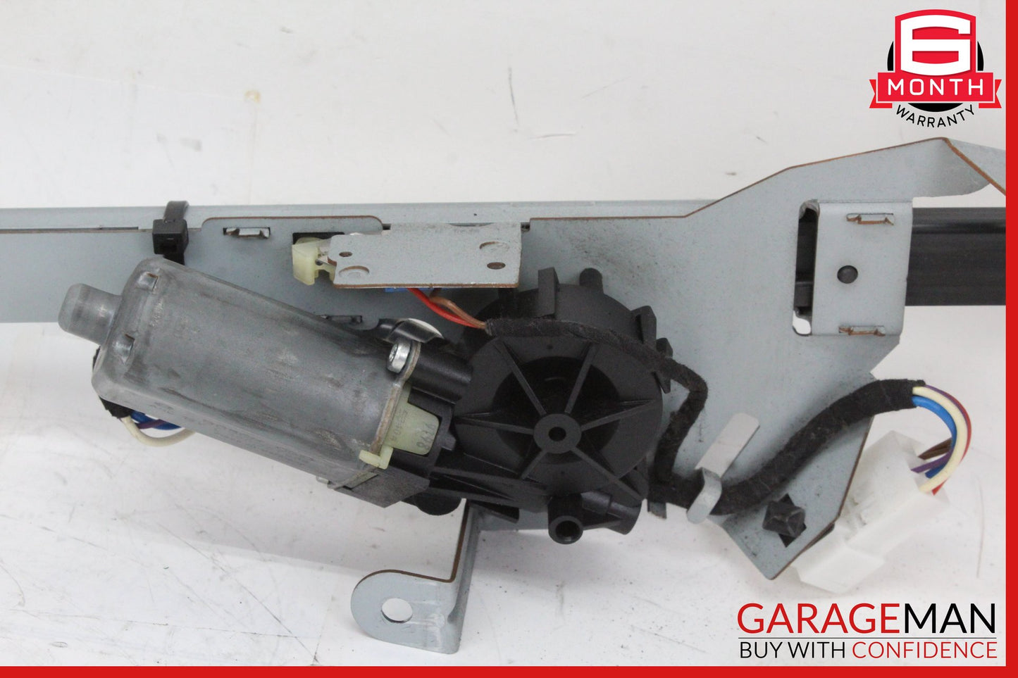 2006-2009 Mercedes W209 CLK350 CLK500 Front Right Seat Belt Feeder Motor OEM