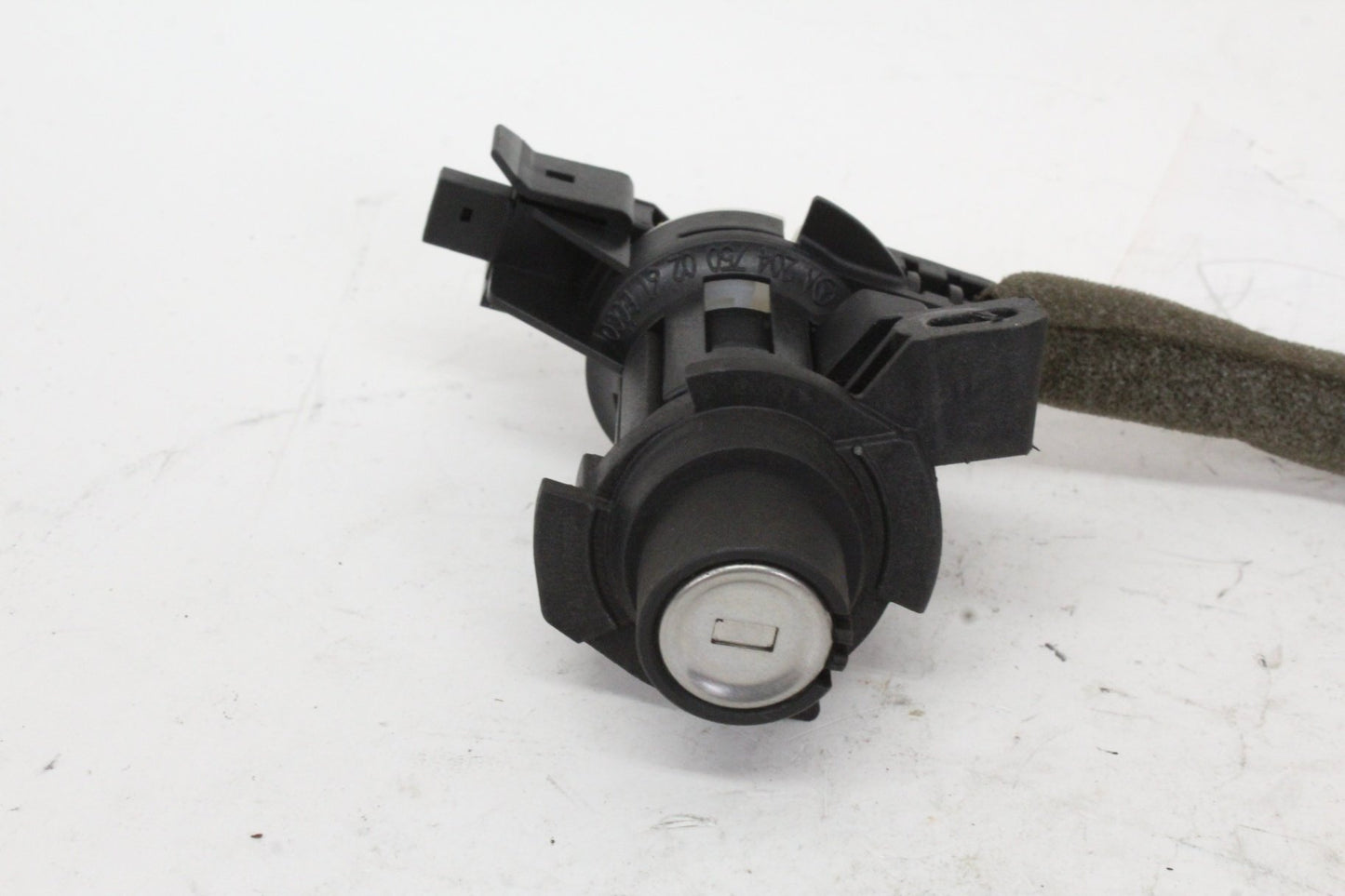 2008-2017 Mercedes-Benz C250 W204 Trunk Lid Latch Lock Actuator 2047500185
