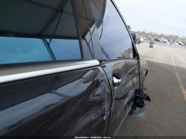 Parting Out- 2013 Mercedes-Benz S550 W221- 121