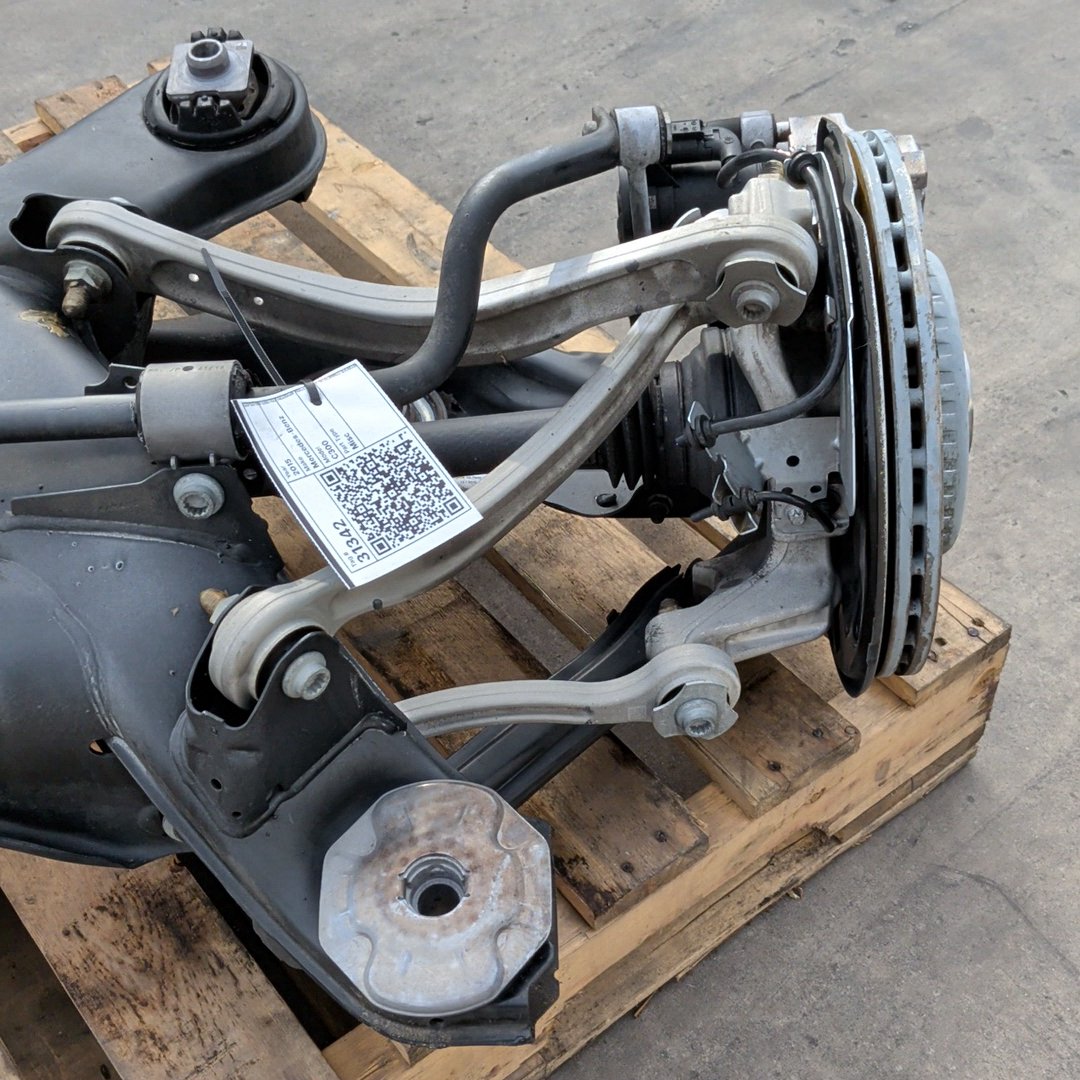 2015-2018 Mercedes-Benz C300 W205 AWD 2.0L Rear Differential Axle Spindle Subframe Bar Assembly OEM