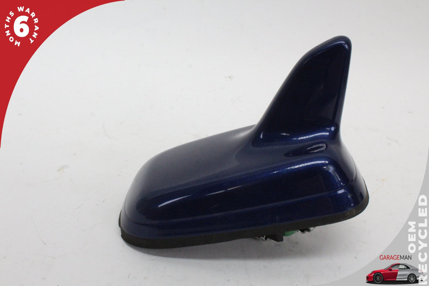 15-18 Audi A3 8V Sedan Roof Shark Fin Antenna Module 8V0035503AK Genuine