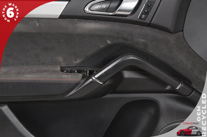 11-18 Porsche Cayenne 92A SUV Front Left Side Interior Door Panel 95855520107