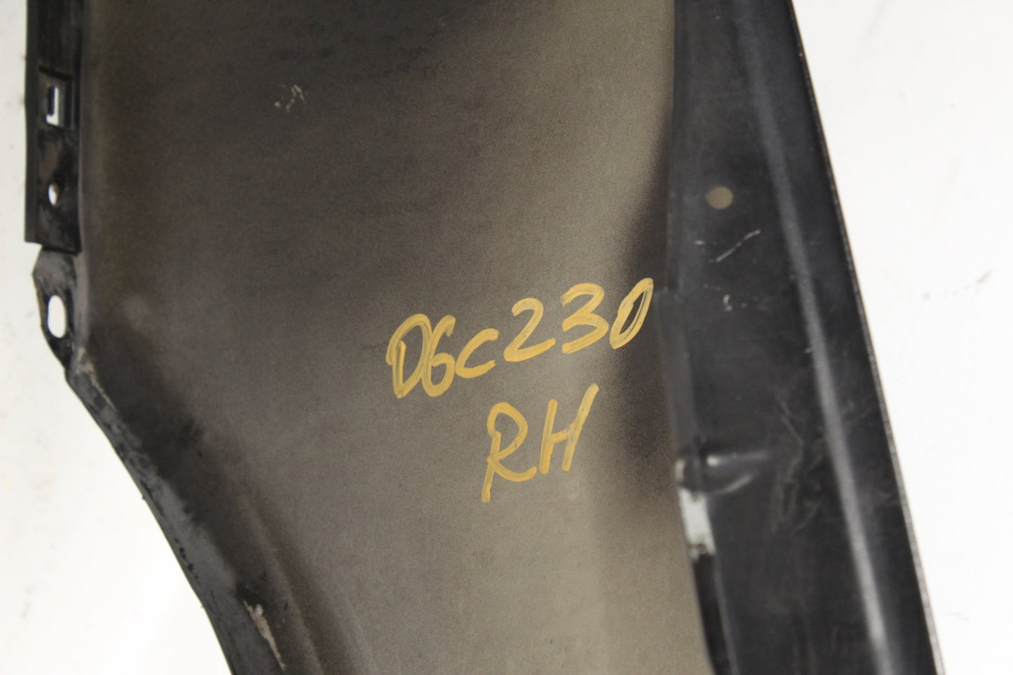 2001-2007 Mercedes-Benz C230 W203 Front Right Fender Panel 2038800218