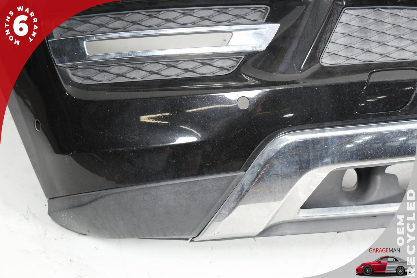 2013-2016 Mercedes X166 GL450 Base Front Bumper Cover Grille Trim Assembly OEM