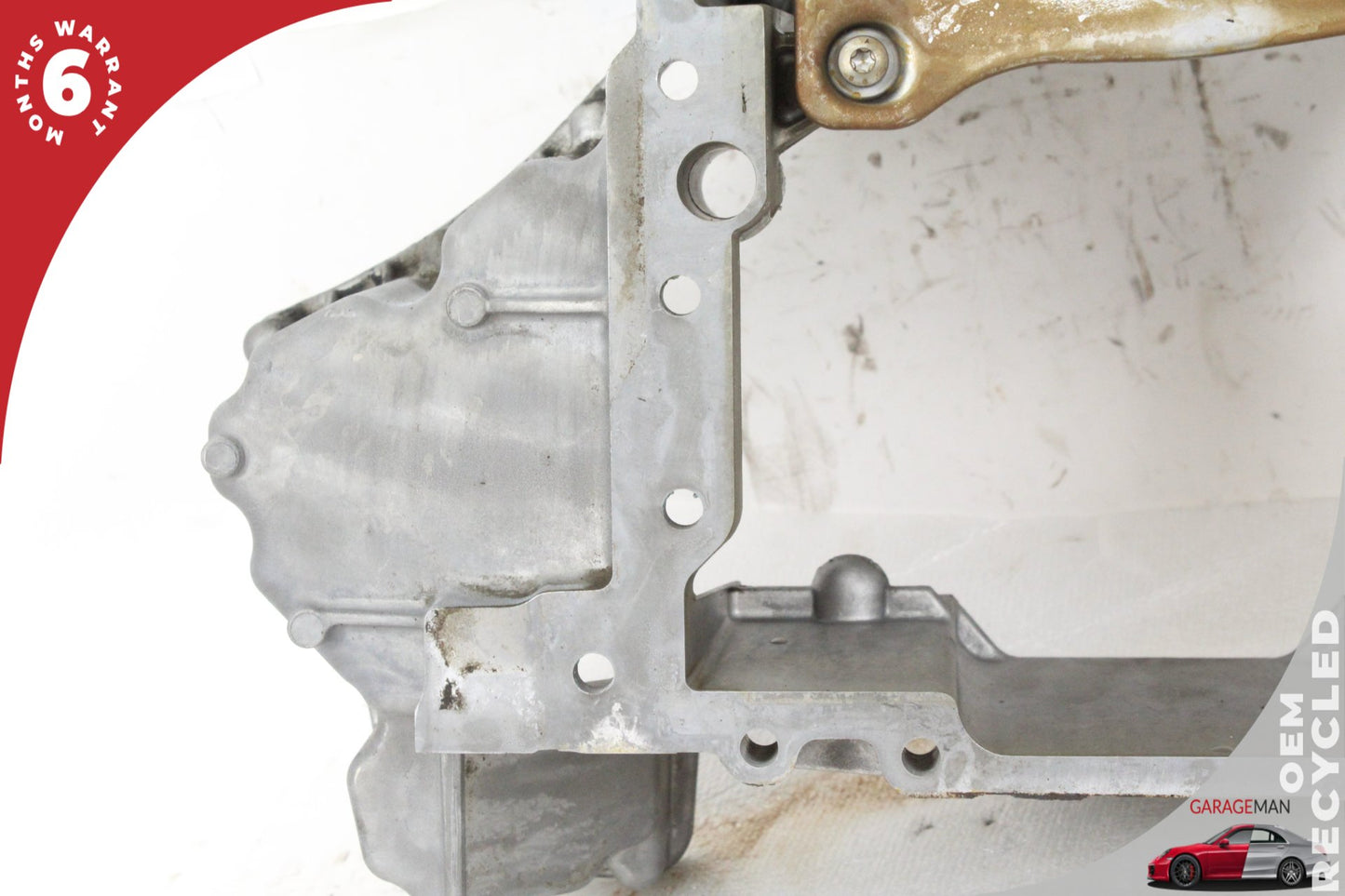 2011-2016 BMW 550i F10 4.4L Upper Engine Motor Oil Pan 7621070