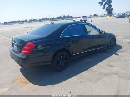 Parting Out- 2010 Mercedes-Benz S550 W221- 239