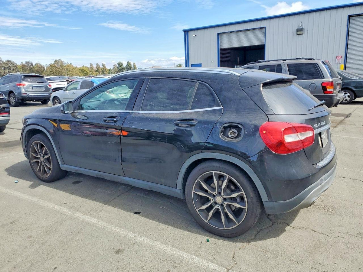 Parting Out- 2016 Mercedes-Benz GLA250 X156- 265