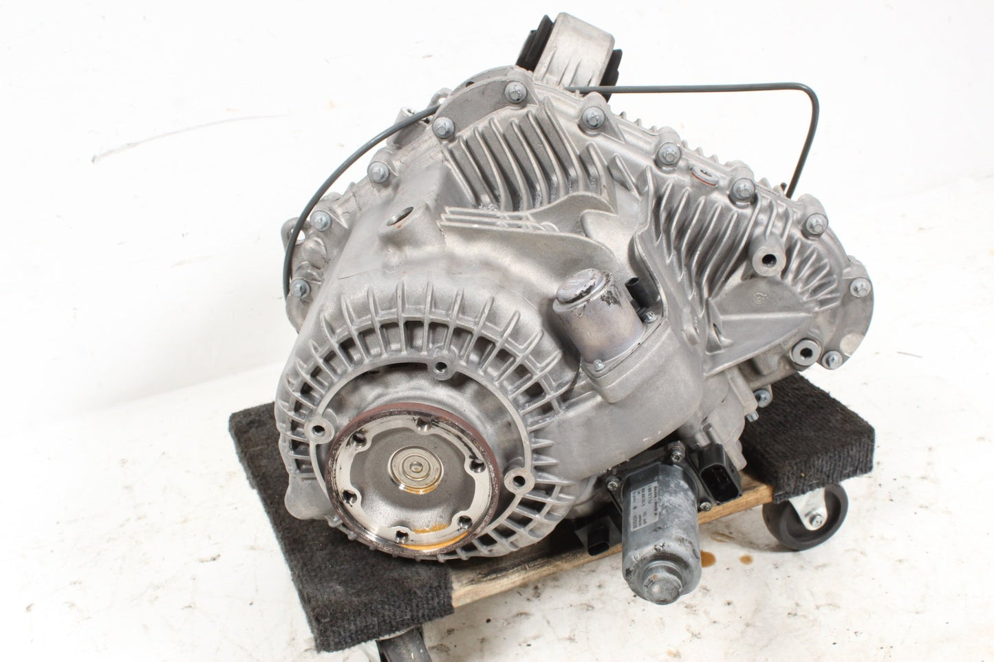 2005-2013 Land Rover LR4 LR3 Transfer Case Assembly 8454227091 OEM