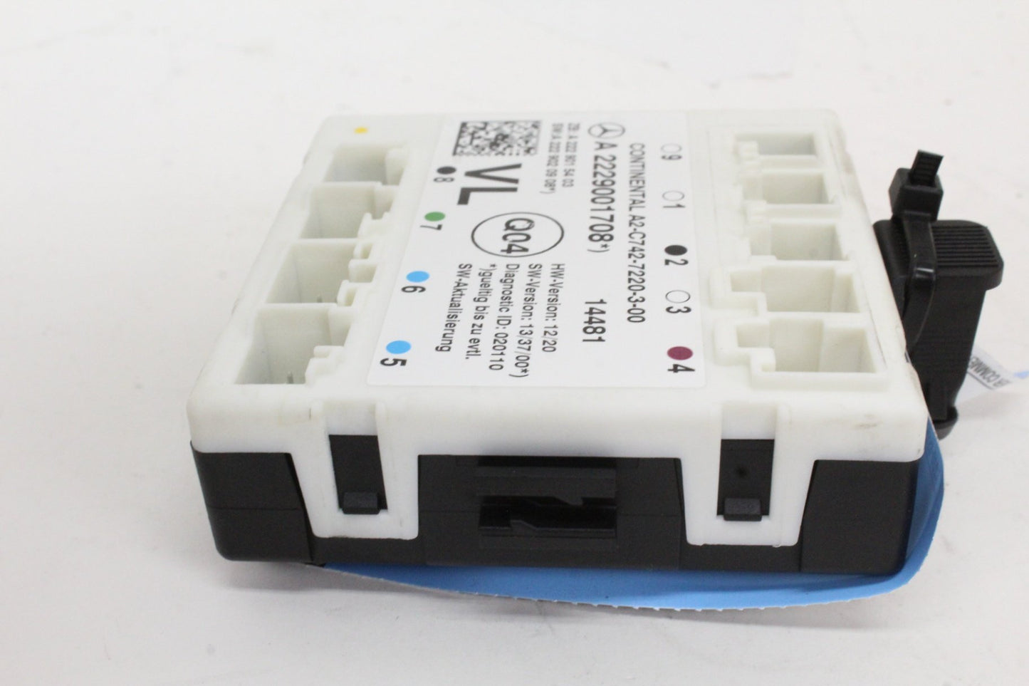 2015-2019 Mercedes-Benz C300 W205 Left Front Door Control Module 2229001708