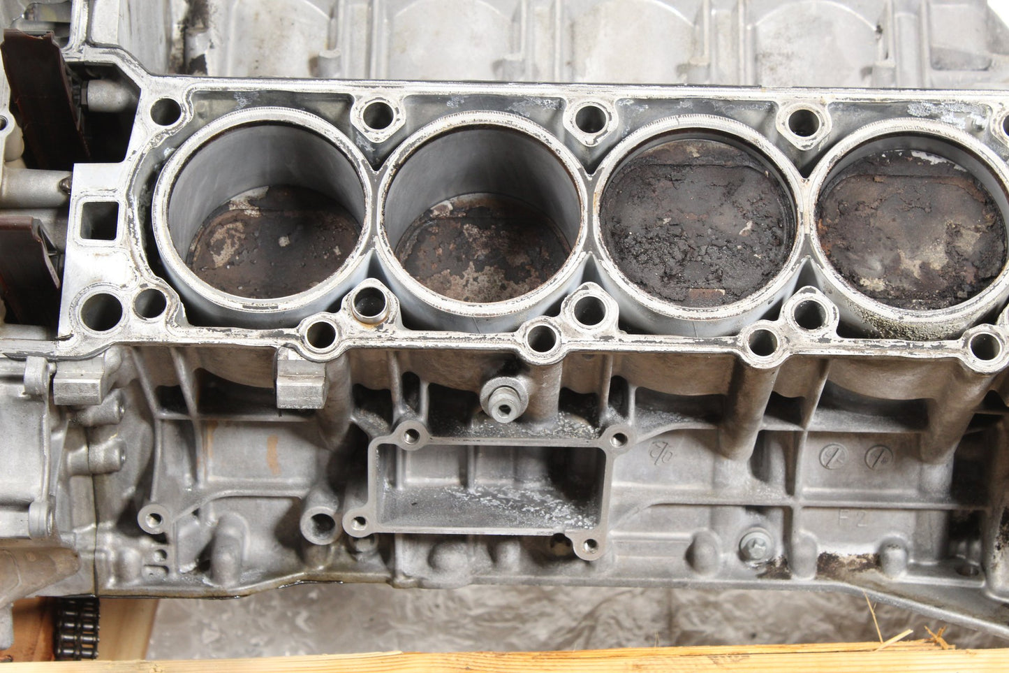 1999-2006 Mercedes-Benz S500 W220 RWD Engine Cylinder Block 1130109305 OEM