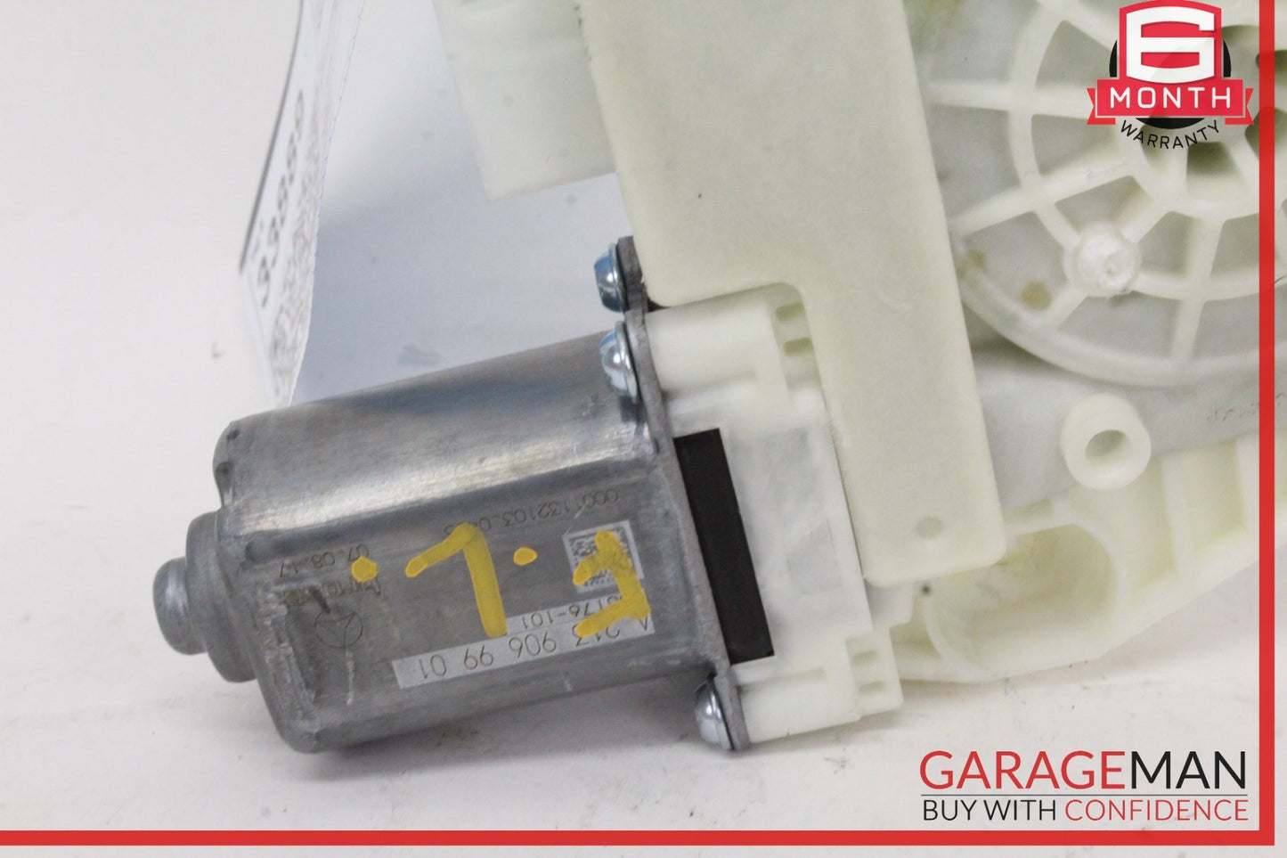 2015-2020 Mercedes-Benz C300 W205 Front Left Window Regulator Motor 2139069901