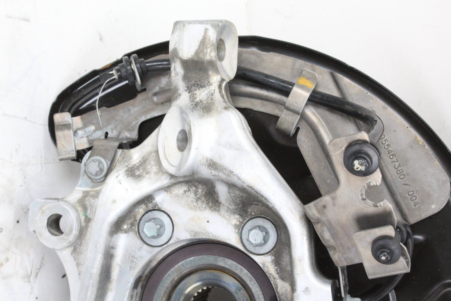 2015-2020 Mercedes-Benz C300 W205 Rear Left Spindle Knuckle Wheel Hub 2055467380