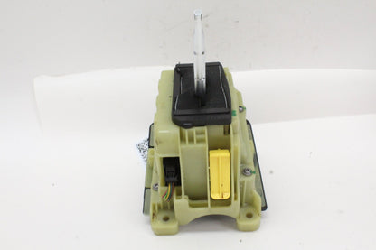 2008-2014 Mercedes C250 W204 Auto Transmission Gear Shifter Selector 2042677524