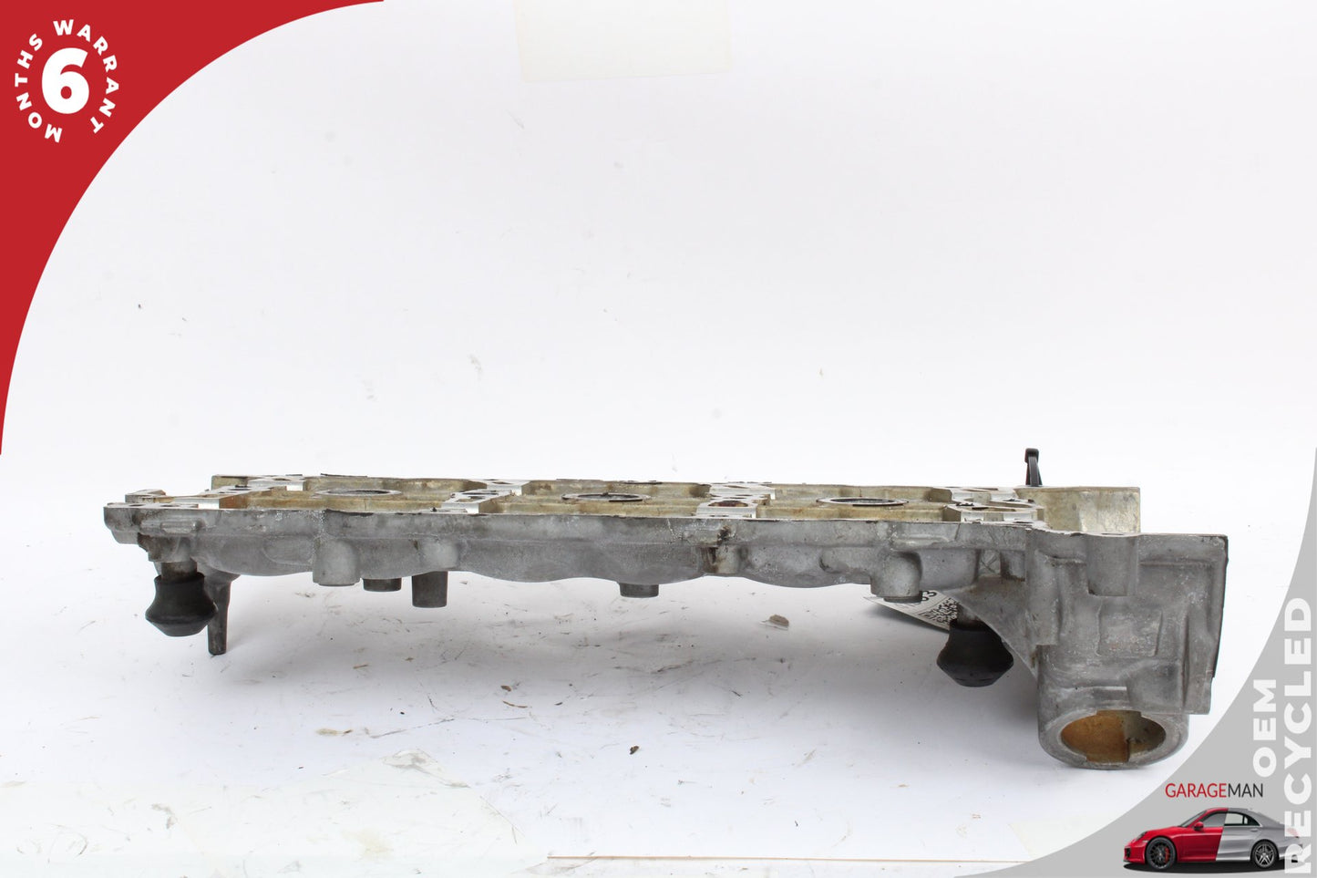 2005-2013 Mercedes W204 C300 Right Side Cylinder Head Valve Cover 2720161305 OEM