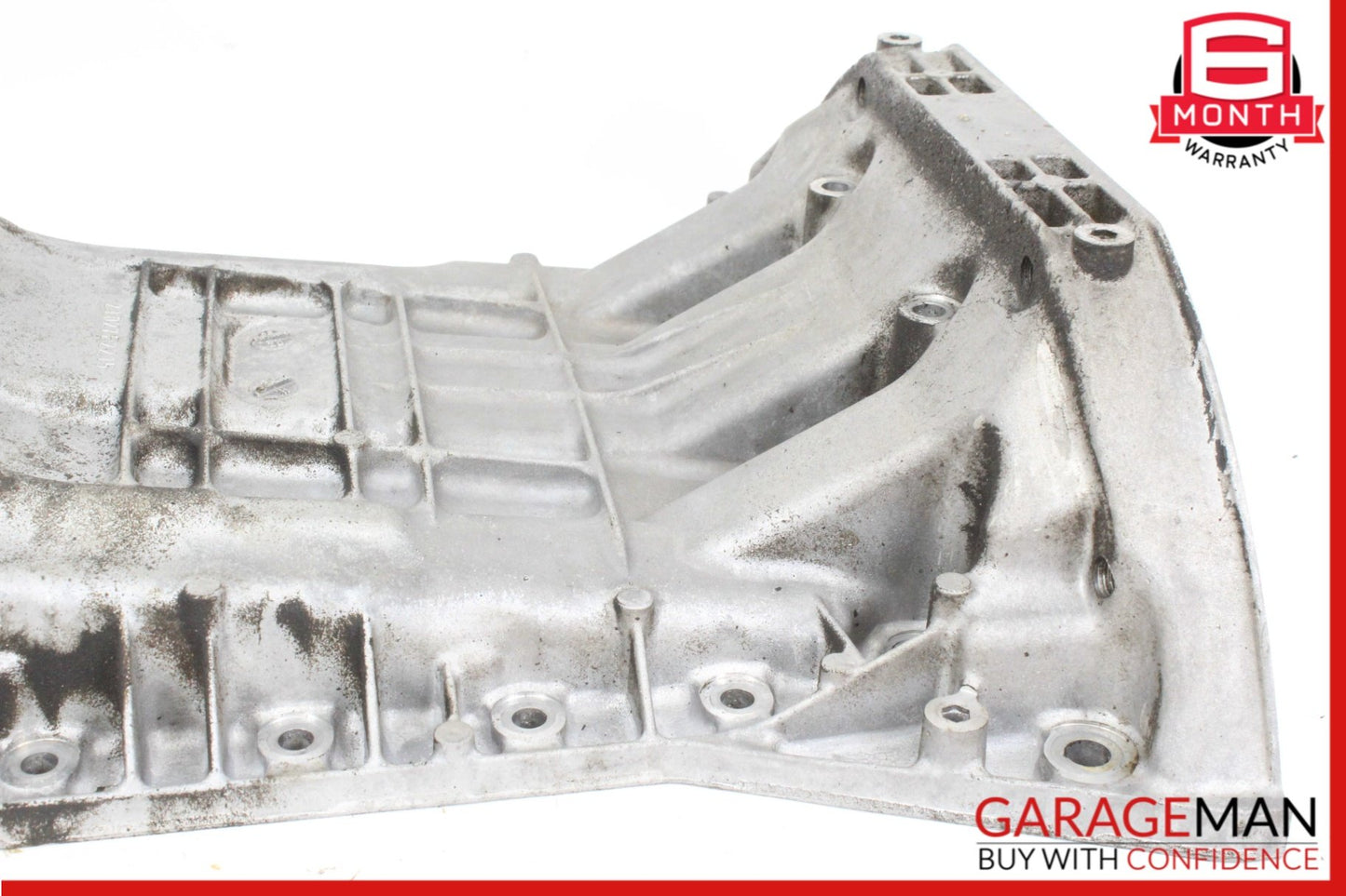 2006-2013 Mercedes-Benz R350 W251 Upper Engine Oil Pan 2720141302