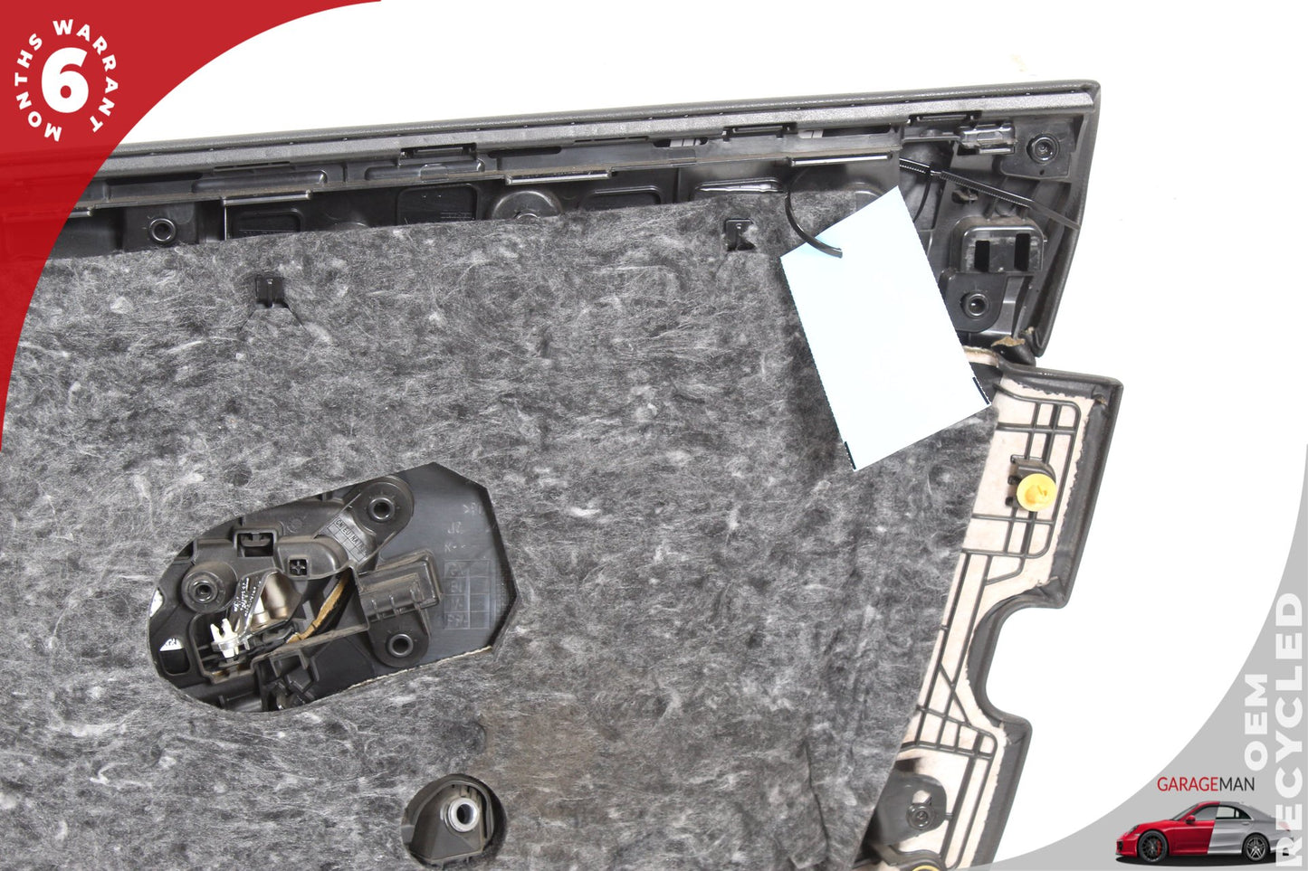 15-18 Mercedes-Benz C300 W205 Sedan Left Front Interior Door Panel 2057205311