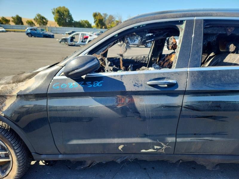 Parting Out- 2018 Mercedes-Benz GLC300- 200 200