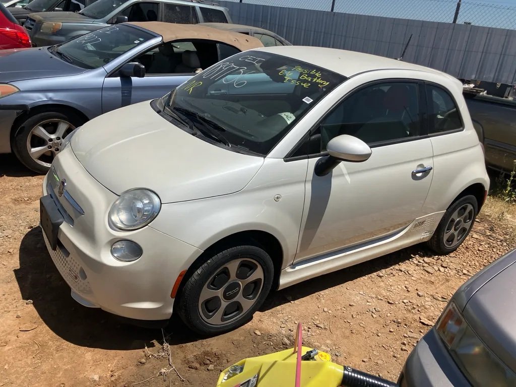 Parting Out- 2013 Fiat 500e- 140