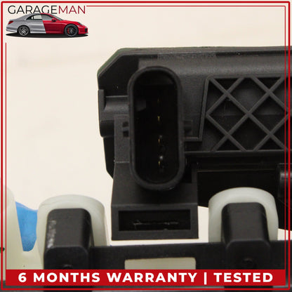 2014-2019 Mercedes-Benz CLA250 C117 Rear Trunk Release Handle w/ Camera OEM