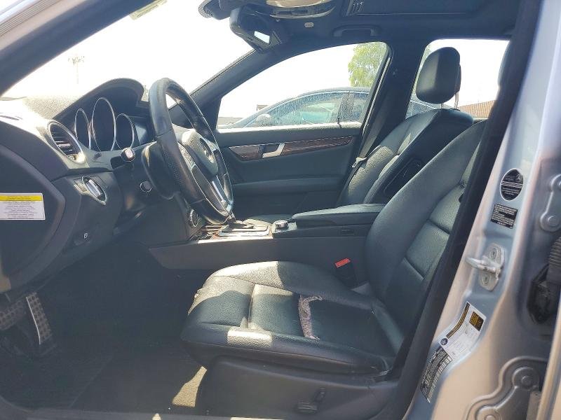 Parting Out- 2014 Mercedes-Benz C250 W204- 221