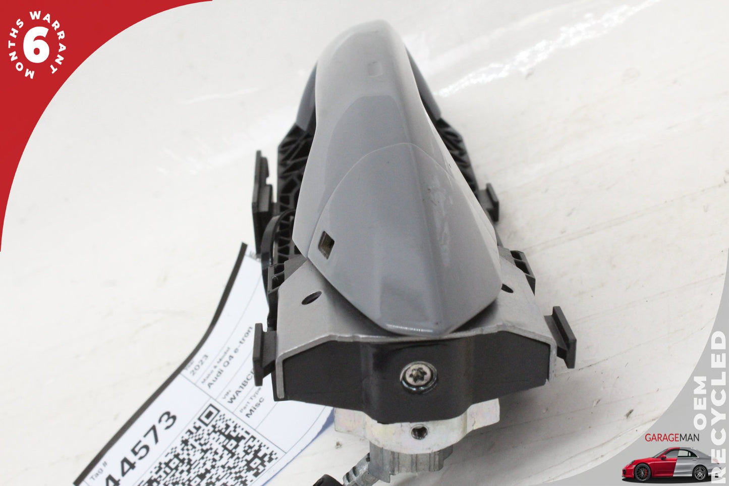 2022-2025 Audi Q4 E-Tron Front Left Side Exterior Door Handle 8V0837885 OEM
