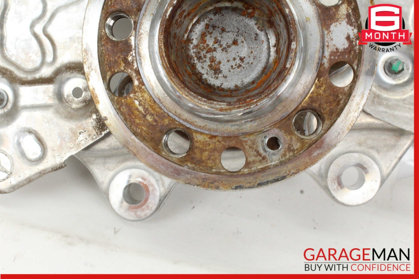 2015-2020 Mercedes-Benz C300 Front Left Spindle Knuckle Wheel Hub 2052100