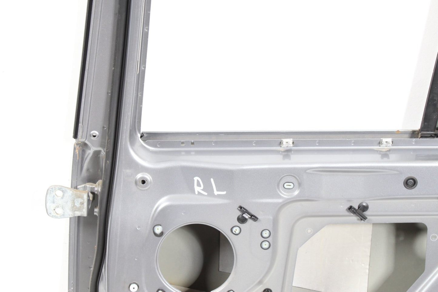 2006-2013 Land Rover LR4 SUV Right Rear Door Shell 5H3224630CA Genuine