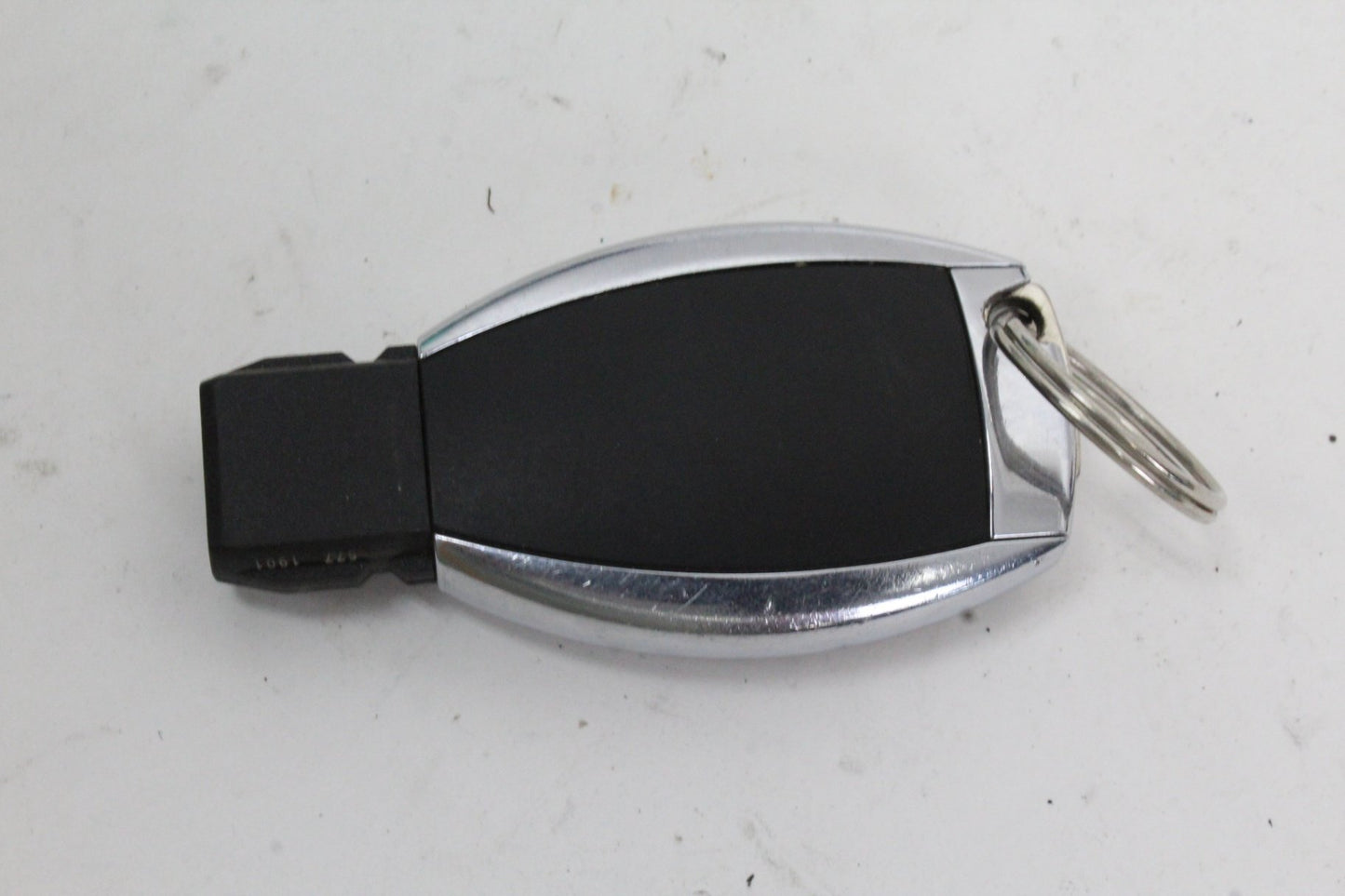 2008-2014 Mercedes-Benz C250 CDI W204 Ignition Switch Module w/ Key 2079052600