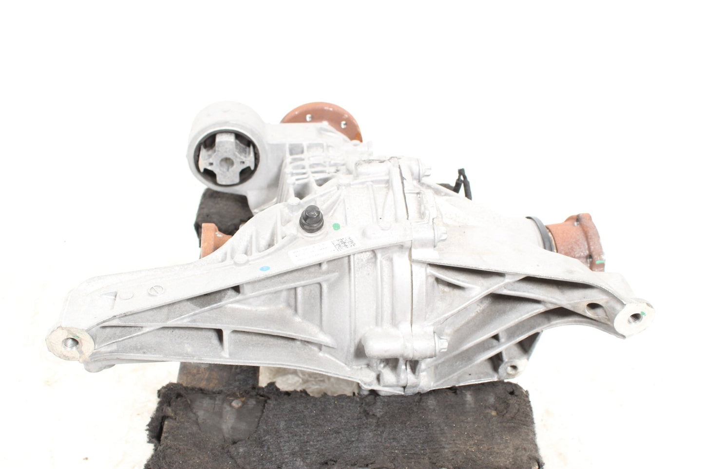 2018-2025 Audi Q5 Rear Differential Carrier 0B0500043