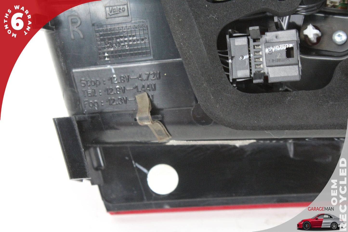 2011-2013 Mercedes W211 E350 Wagon Rear Right Side Inner Tail Light 2128201064