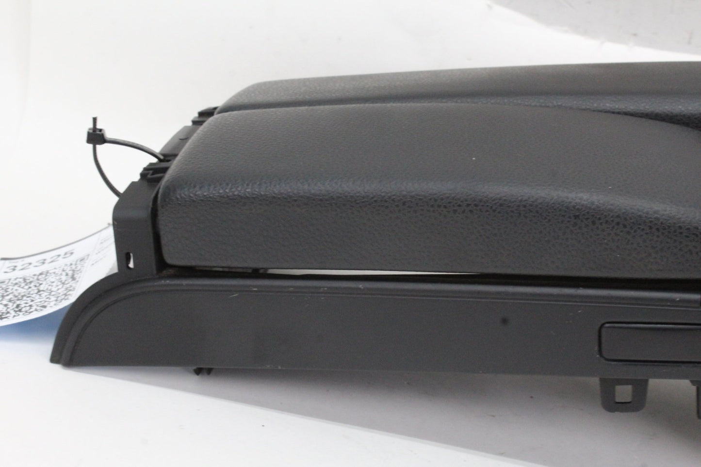 2008-2014 Mercedes C250 W204 Front Center Console Armrest 2076801096