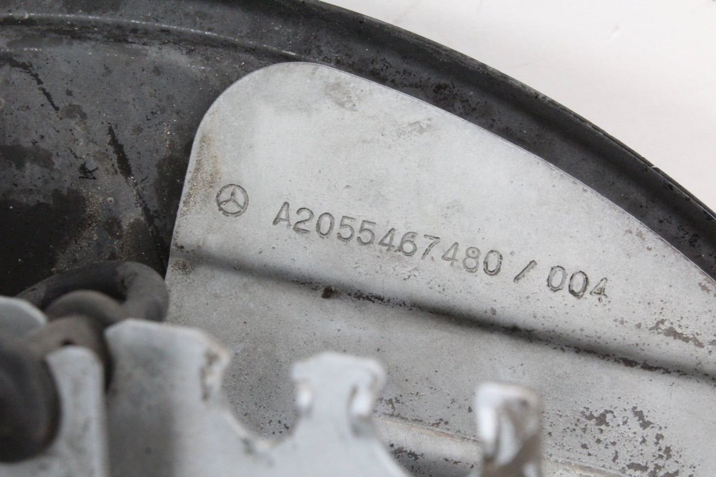 2015 Mercedes-Benz C300 W205 Rear Right Spindle Knuckle Wheel Hub 2055467480