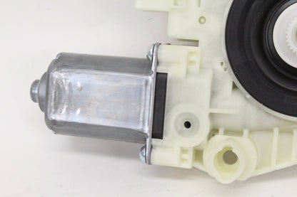 2015-2020 Mercedes-Benz C300 Front Right Window Regulator Motor 2059060113 OEM