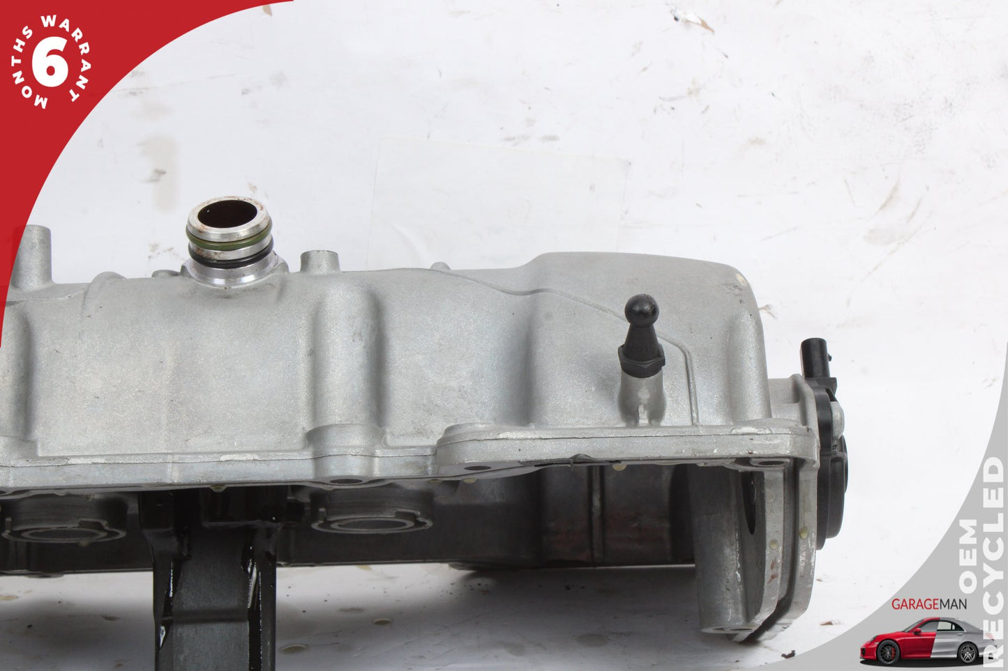 2015-2018 Porsche Macan 95B 3.0L Engine Left Side Cylinder Head Valve Cover OEM
