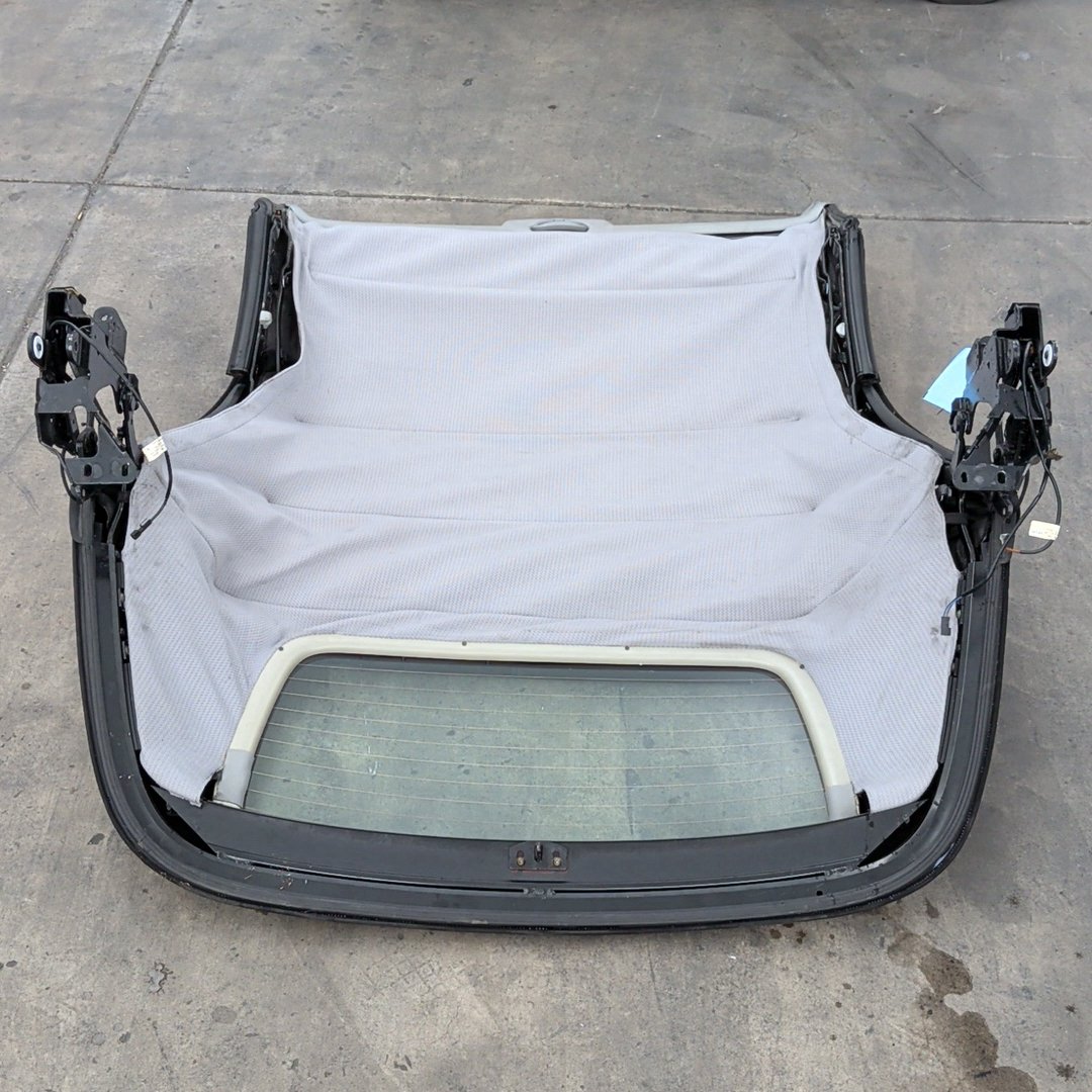1998-2003 Mercedes-Benz CLK55 AMG W208 Convertible Soft Top Roof 2087700401 OEM