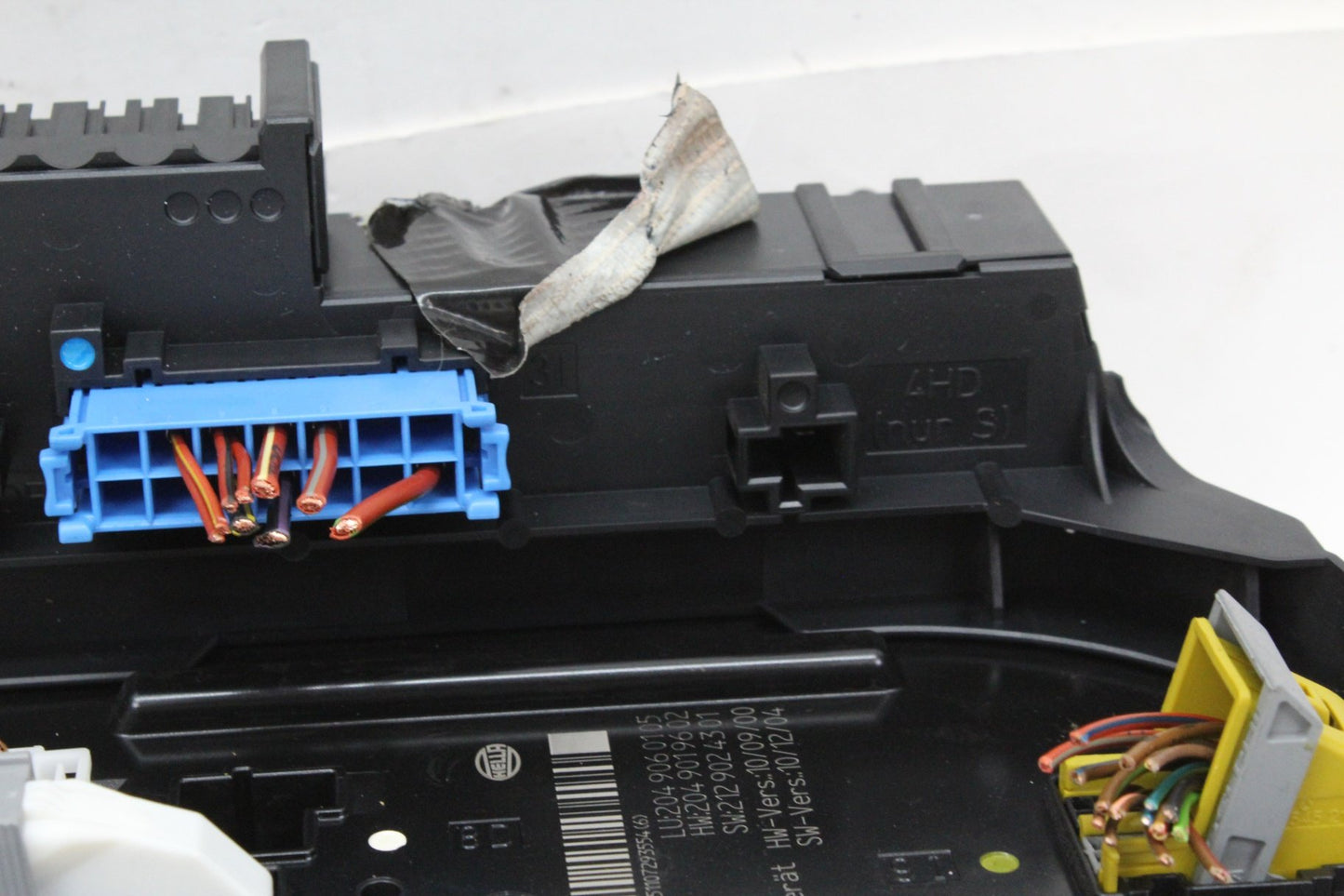 10-14 Mercedes-Benz C250 CDI W204 Rear Fuse Relay Box Module 2049060105