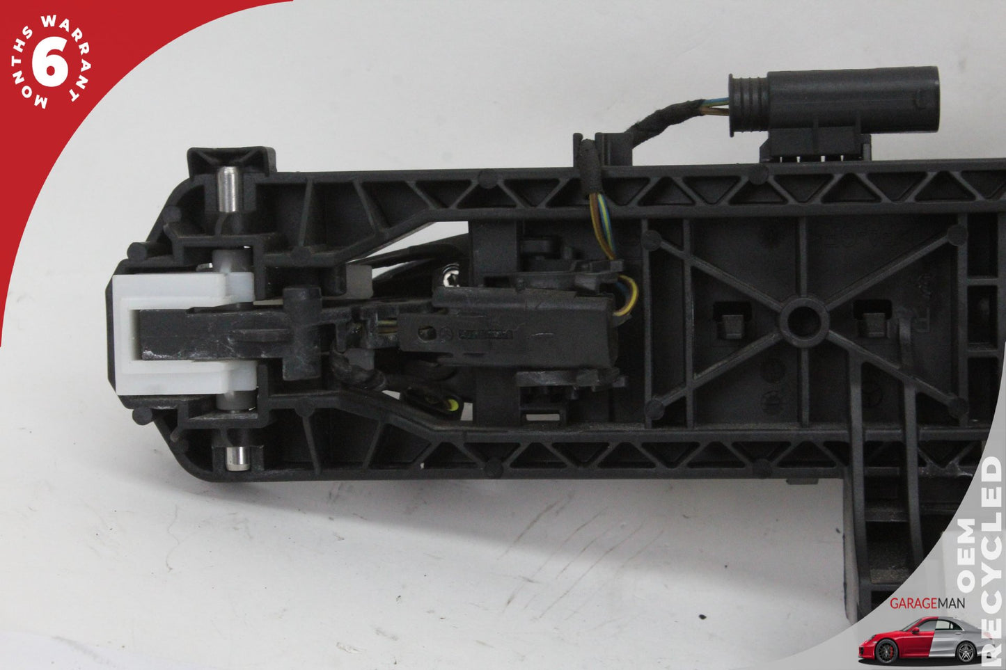 2013-2020 Mercedes R231 SL550 Front Right Exterior Door Handle 2047602434 OEM