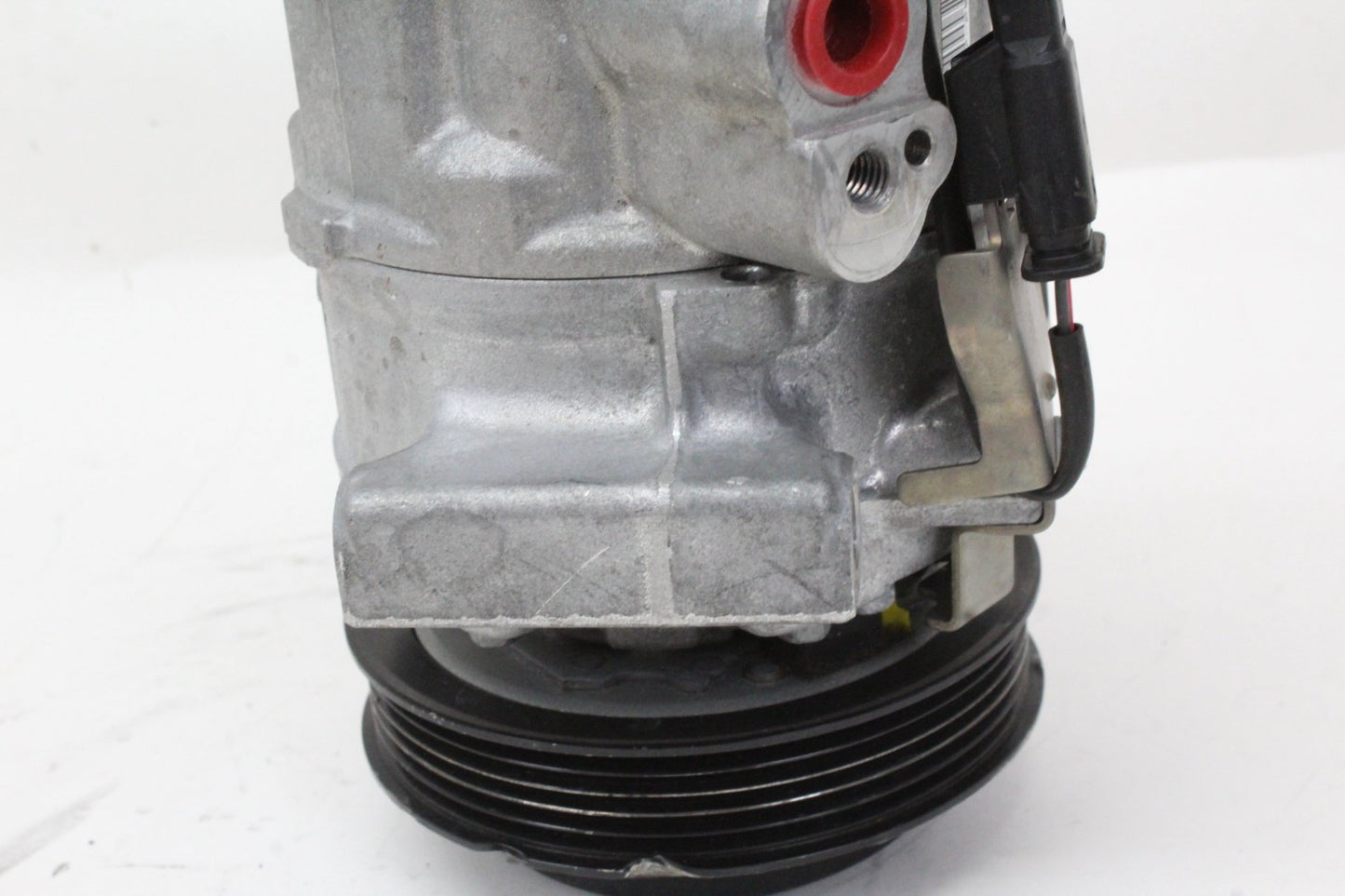 2020-2023 Mercedes-Benz CLA250 W118 A/C Compressor 0008304202