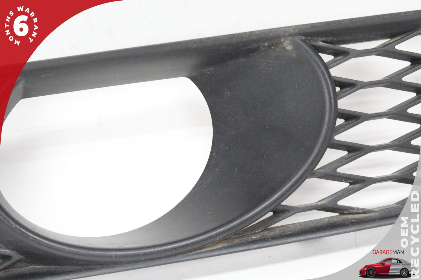 2010-2015 Audi Q7 SUV Front Right Passenger Side Fog Light Cover 4L0807676C OEM
