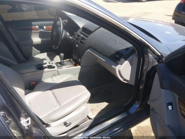 Parting Out- 2008 Mercedes-Benz C300 w204- 107
