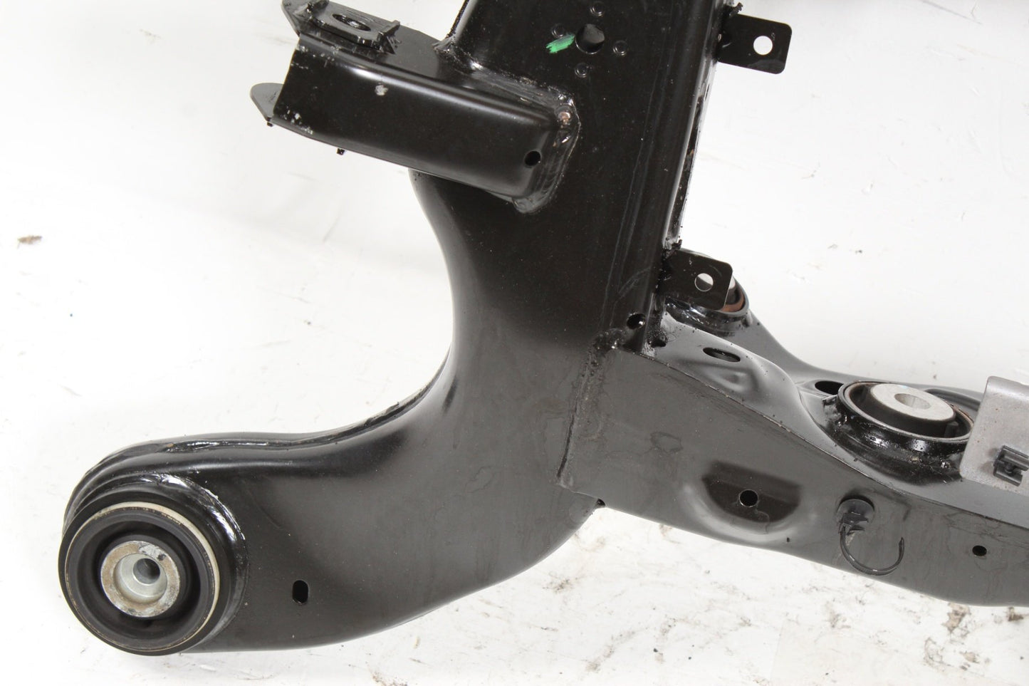 2014-2022 Maserati Ghibli M157 Rear Suspension Subframe Cross Member Frame OEM