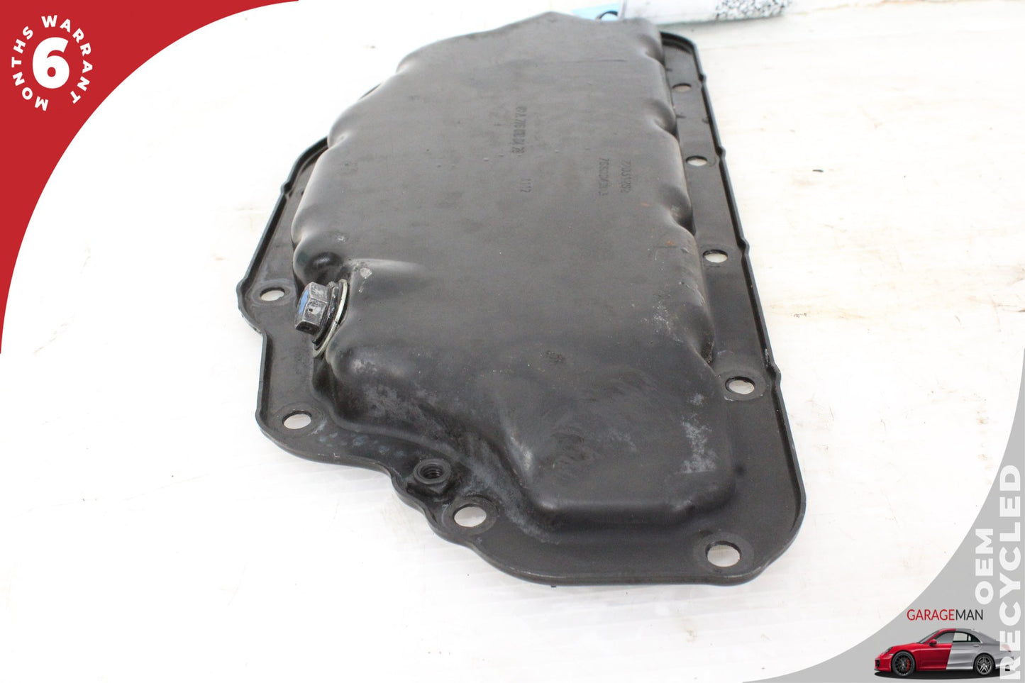 2012-2020 Mercedes-Benz W218 CLS550 CLS400 Engine Lower Oil Pan 2760100428 OEM