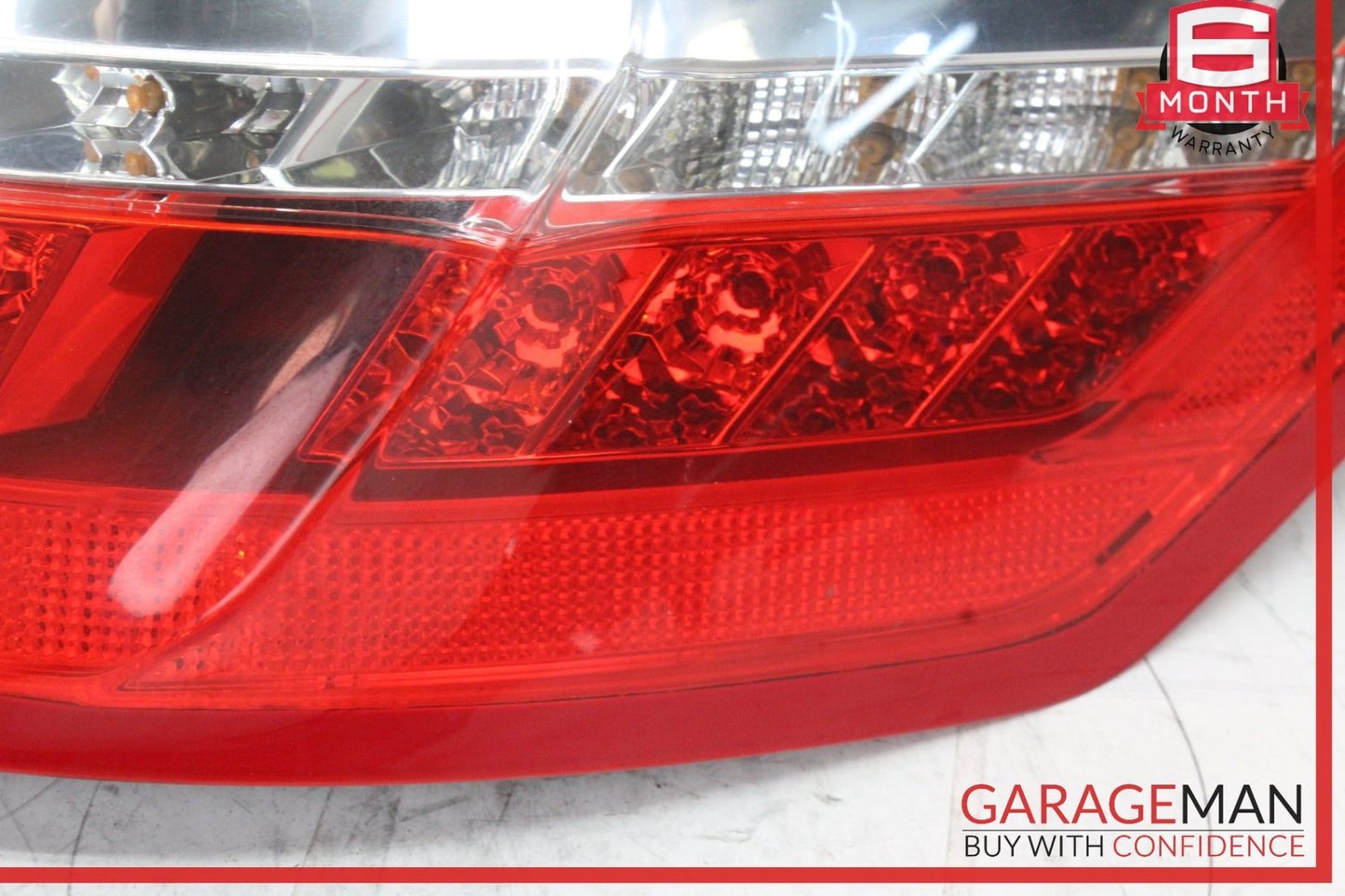 2010-2013 Mercedes W212 E350 LED Rear Right Side Outer Tail Light Lamp OEM